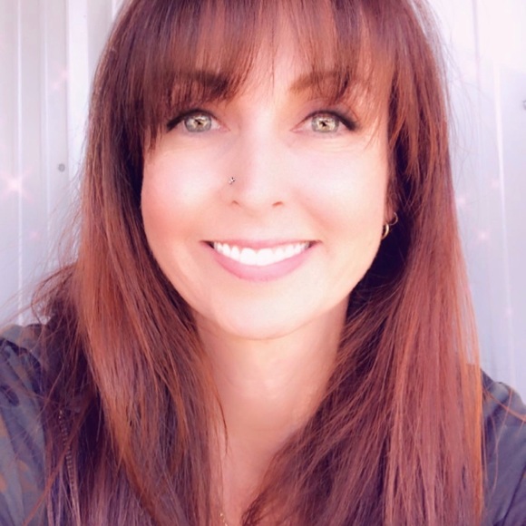 Meet your Posher, Phaedra - Picture 3 of 4